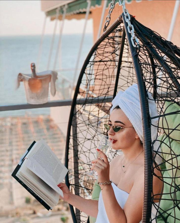 Hotel Frojd - Beach Front Resort Шенджин Экстерьер фото